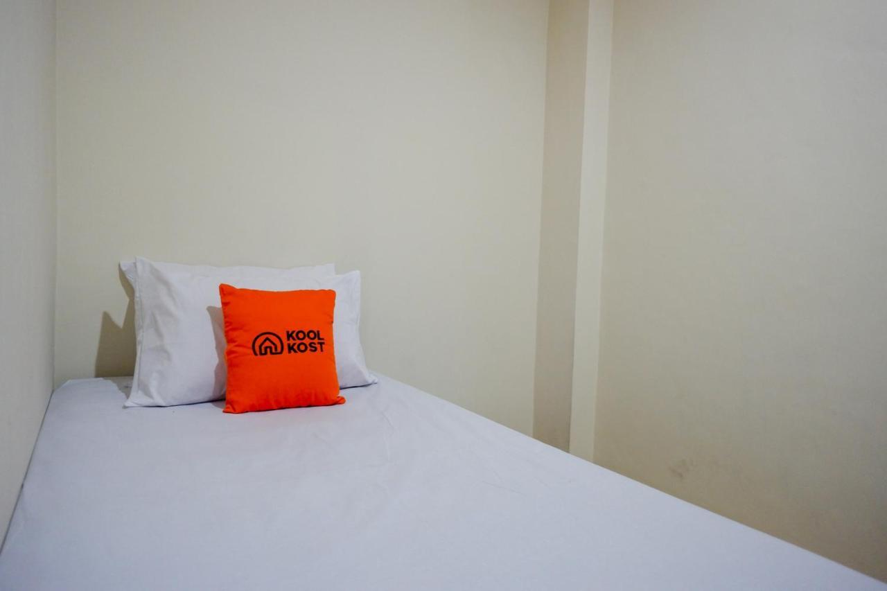 Koolkost Near Kawasan Simpang Lima Semarang Hotel Exterior photo