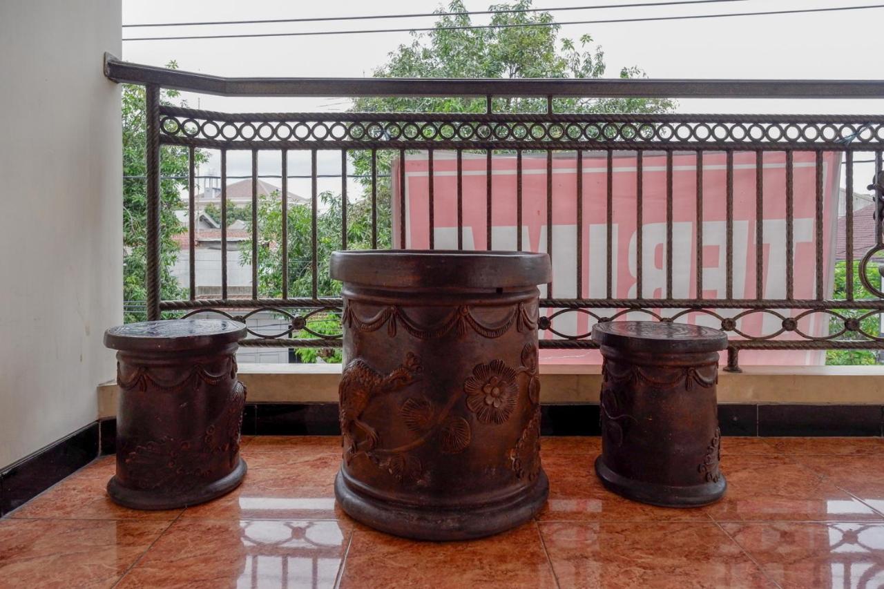 Koolkost Near Kawasan Simpang Lima Semarang Hotel Exterior photo