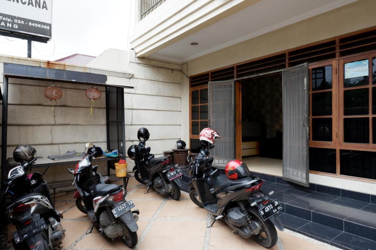 Koolkost Near Kawasan Simpang Lima Semarang Hotel Exterior photo